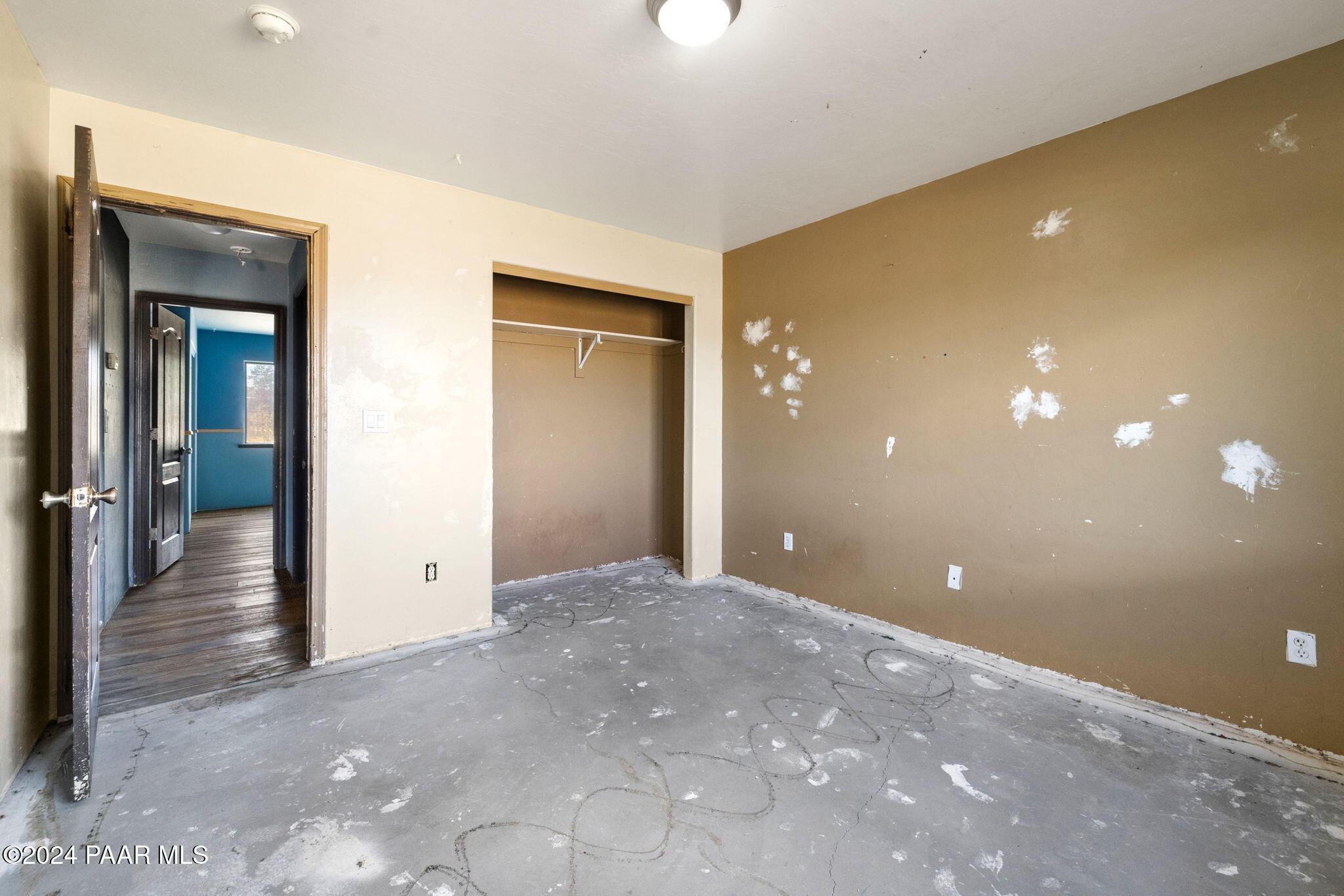 2311 Horseshoe Trail