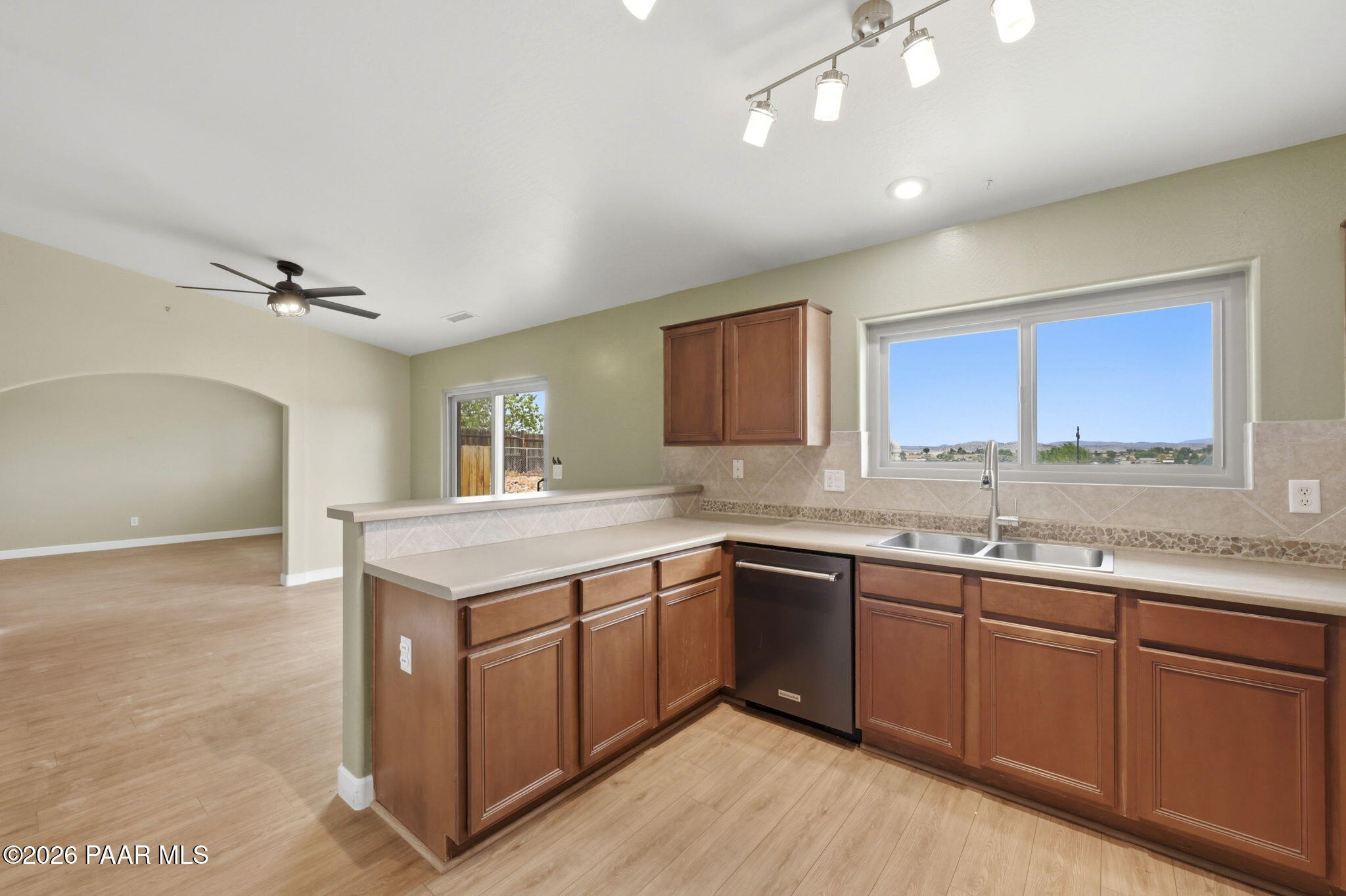 3755 N Cactus Drive