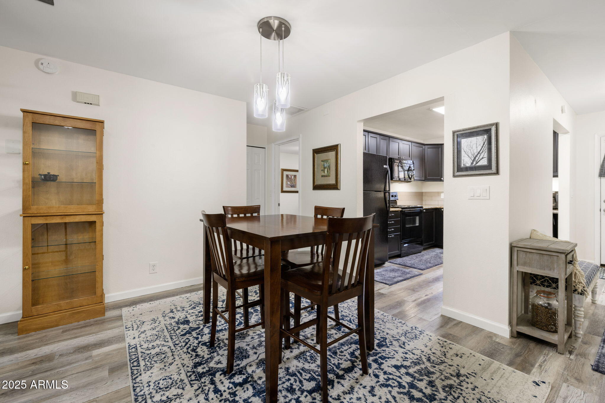 1608 Canada Crescent