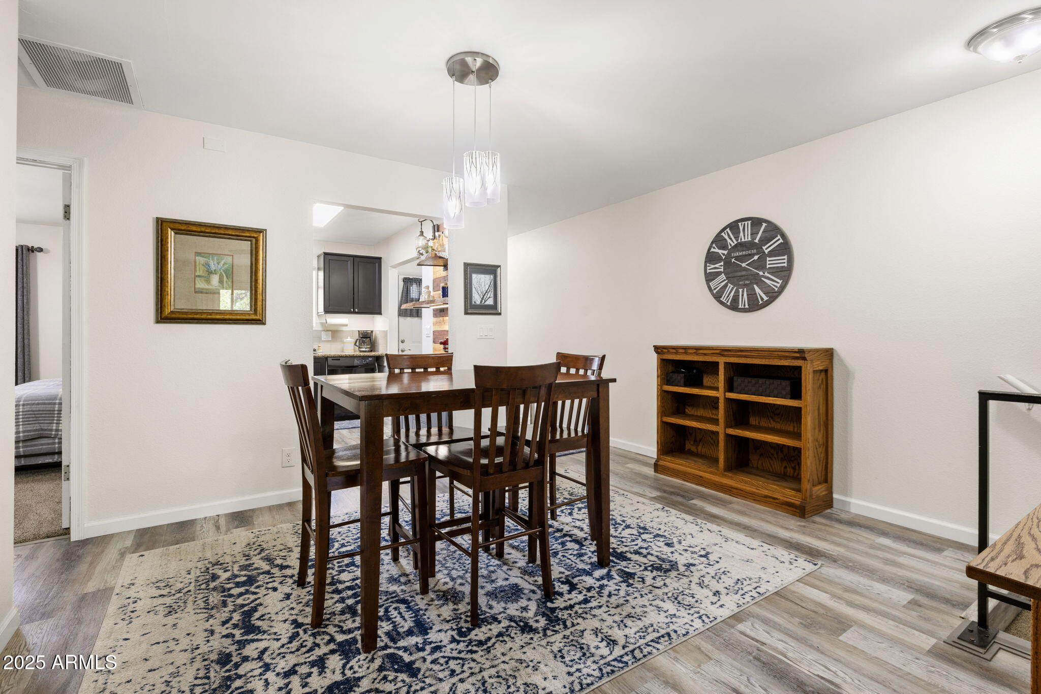 1608 Canada Crescent