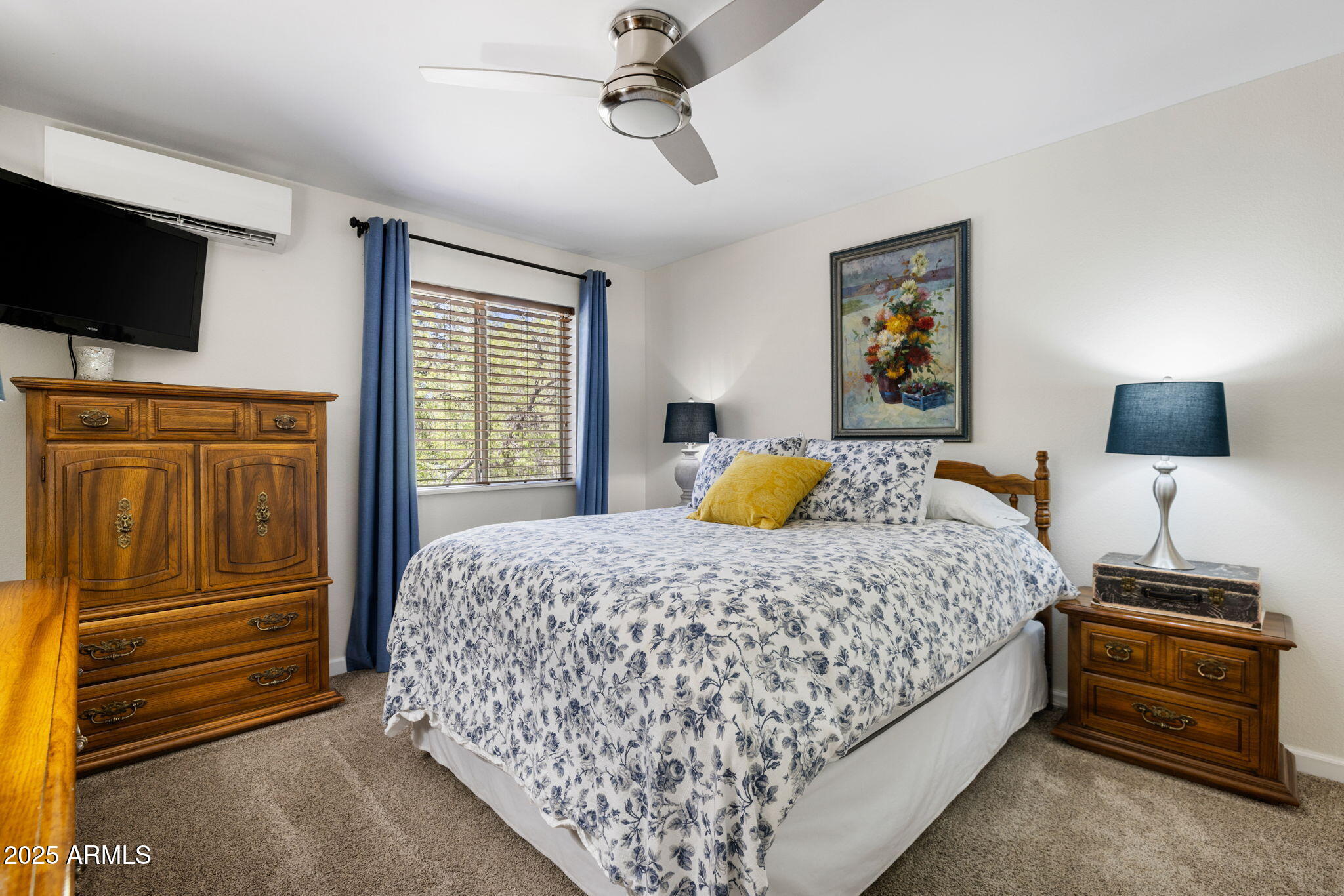 1608 Canada Crescent