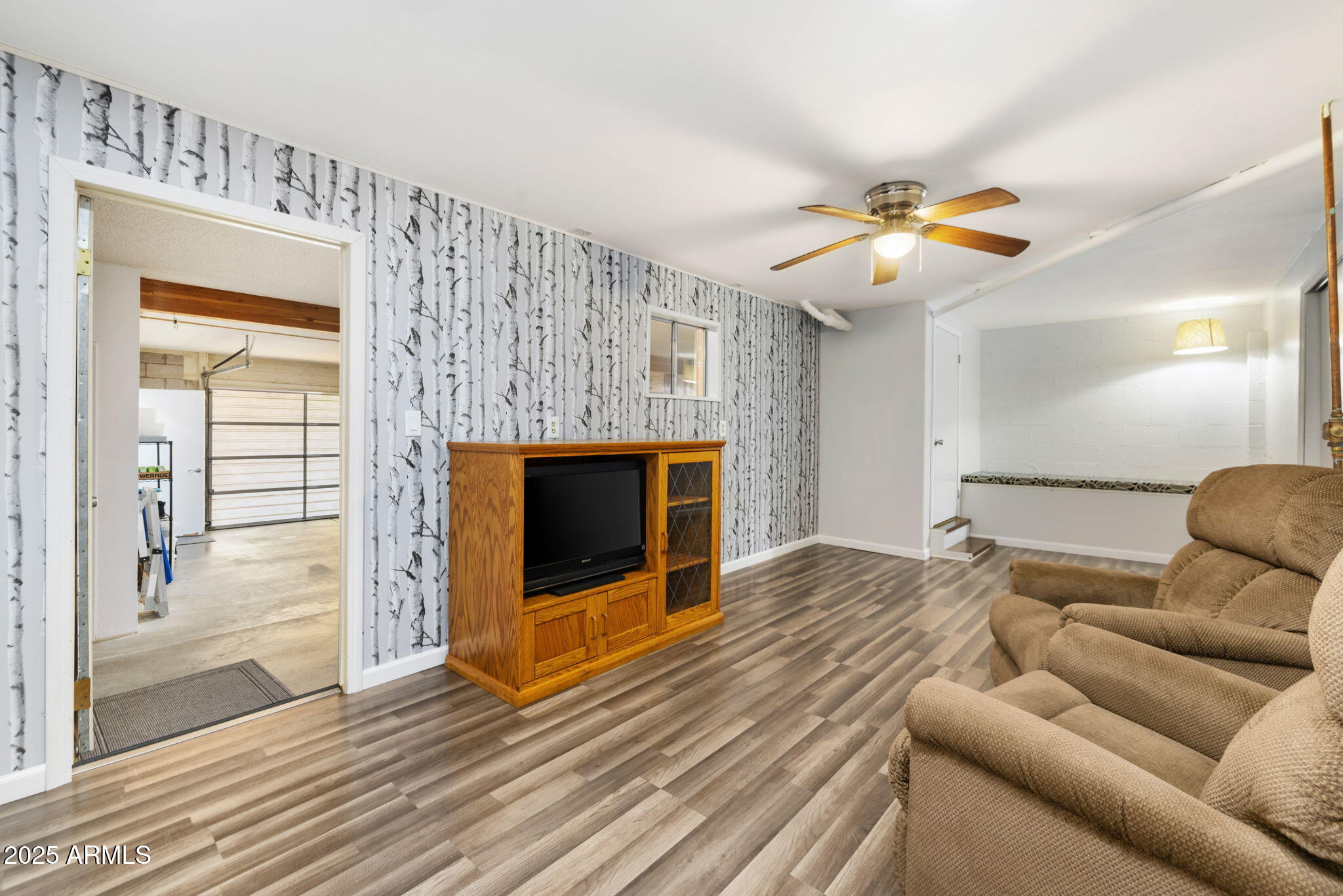 1608 Canada Crescent