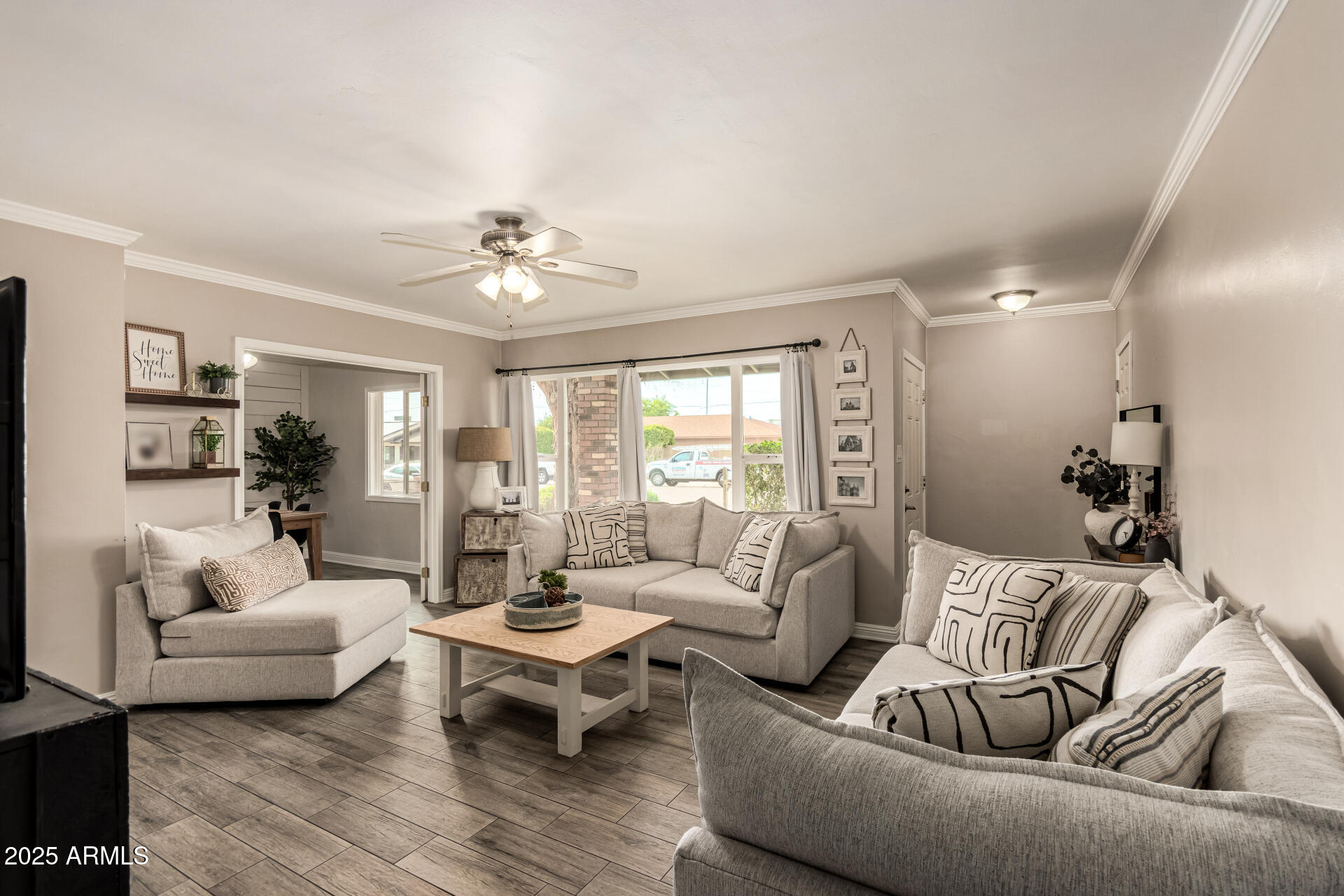 2509 W VILLAGE Drive