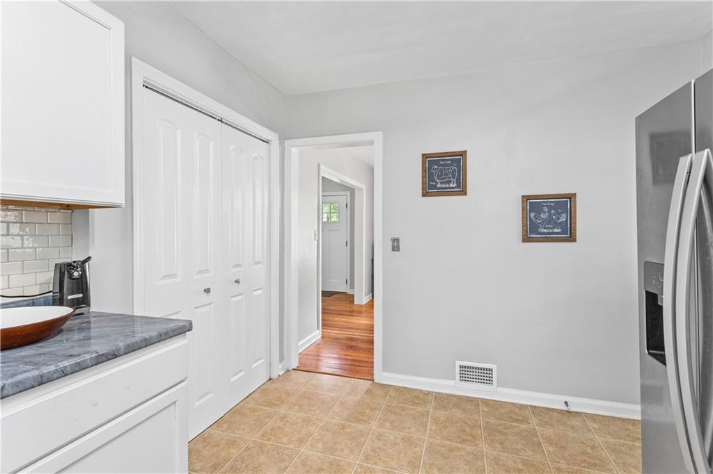 1946 Sandtown Road SW