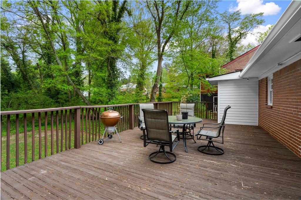 1946 Sandtown Road SW
