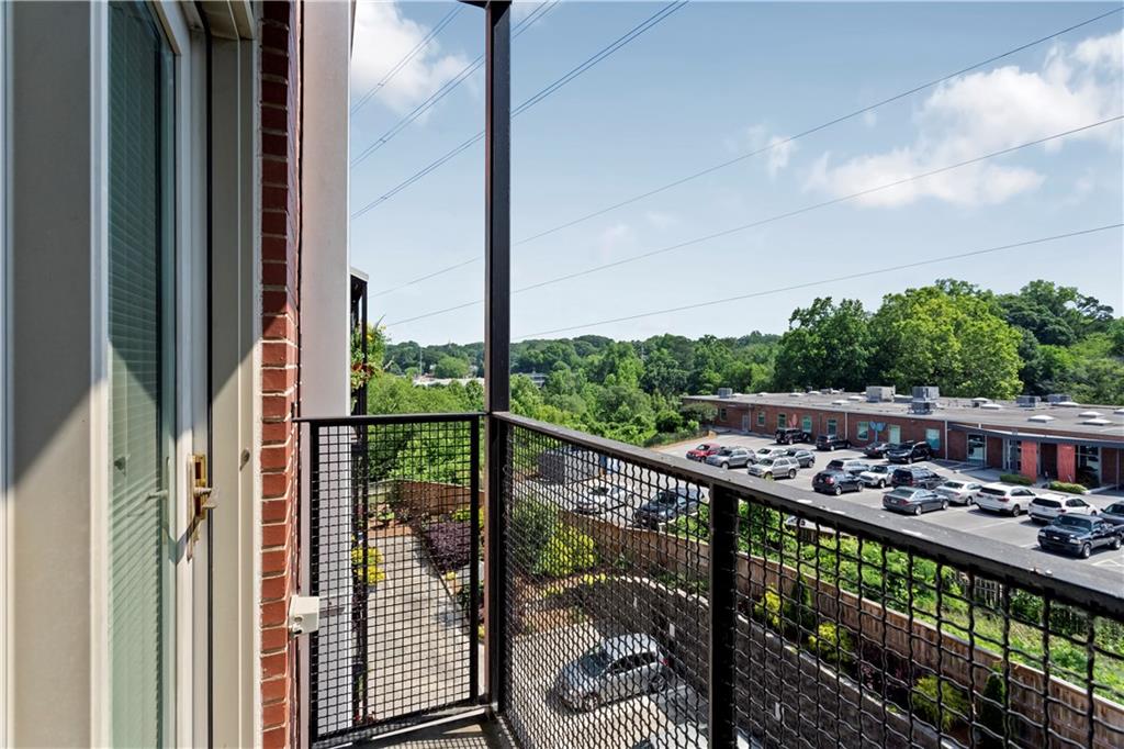 560 Dutch Valley Road NE Unit: 2405