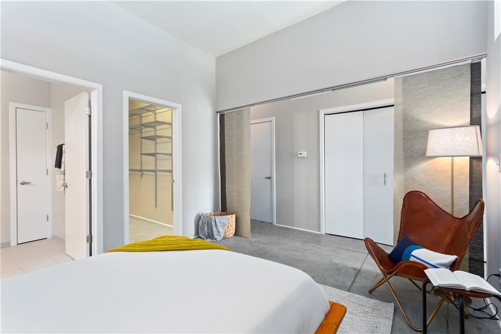 560 Dutch Valley Road NE Unit: 2405