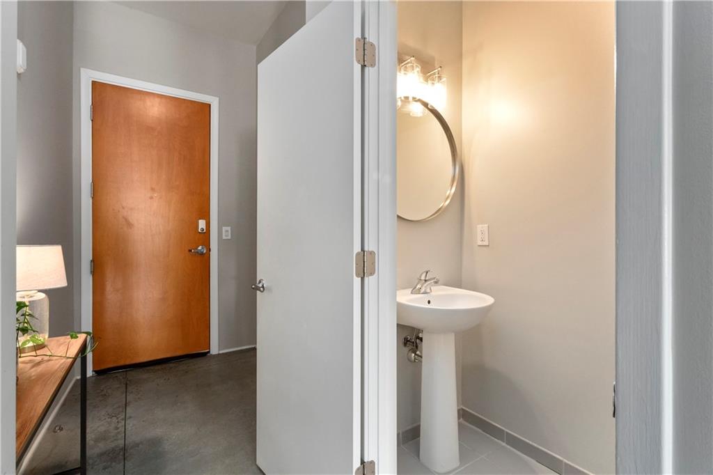 560 Dutch Valley Road NE Unit: 2405