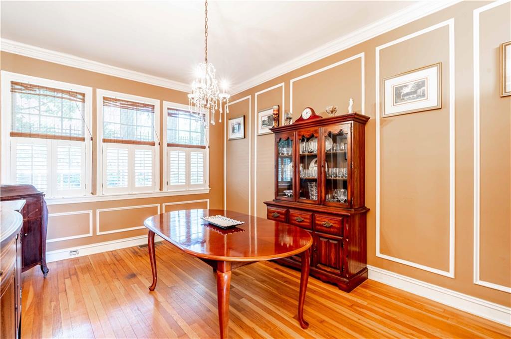 1025 Saint Charles Avenue Unit: B
