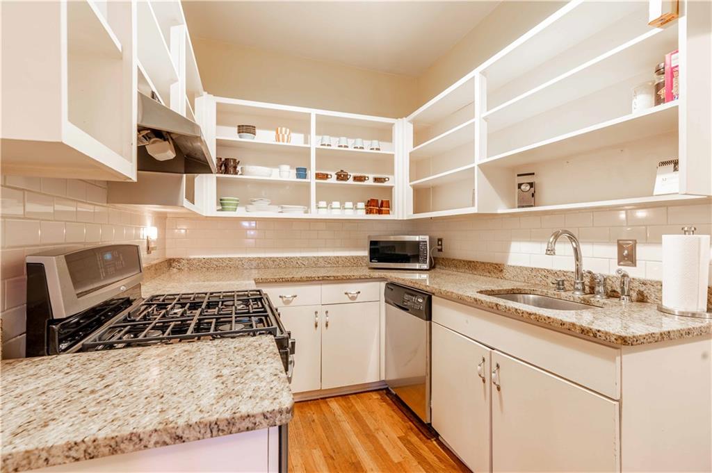 1025 Saint Charles Avenue Unit: B