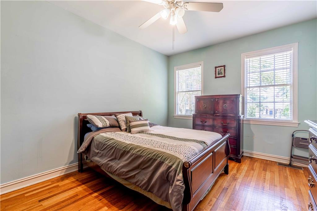 1025 Saint Charles Avenue Unit: B