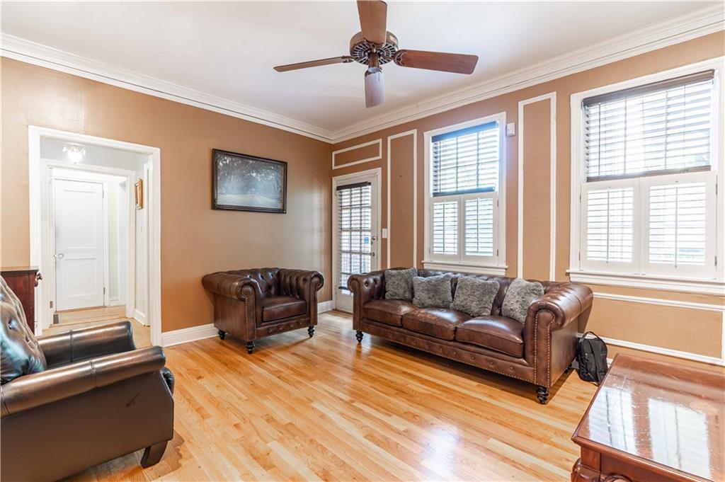 1025 Saint Charles Avenue Unit: B