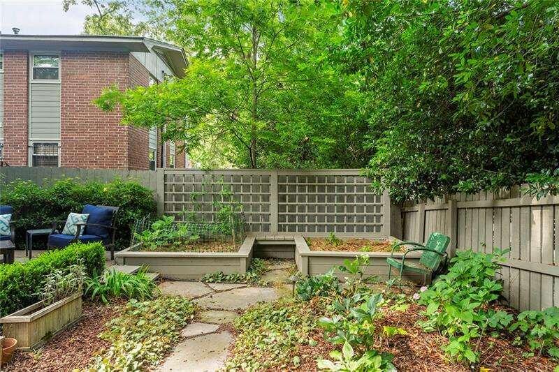 141 Hale Street NE