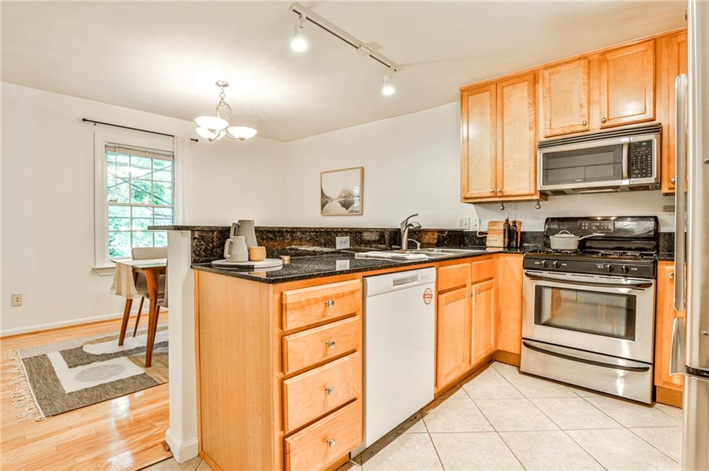1445 MONROE Drive NE Unit: F30