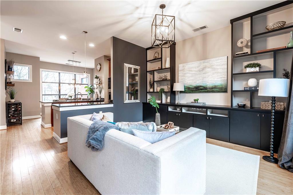 174 Chester Avenue SE Unit: 61