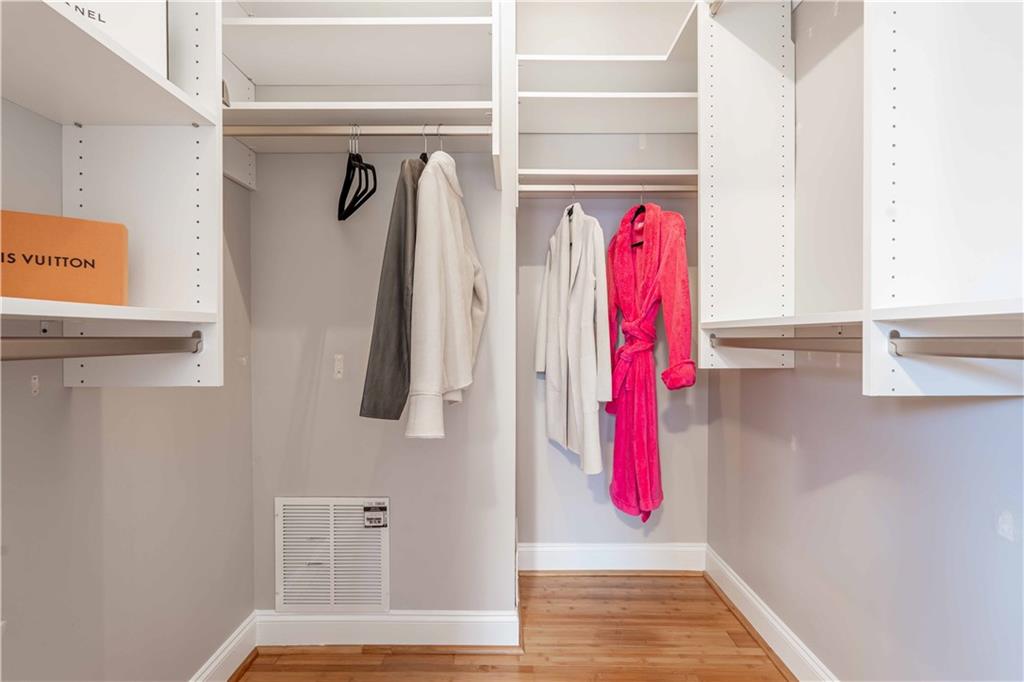 174 Chester Avenue SE Unit: 61