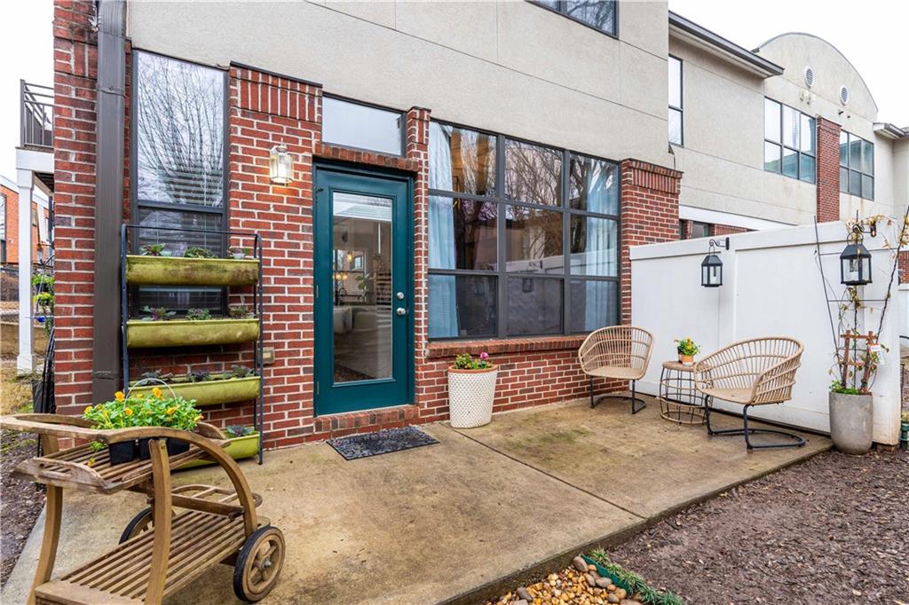 174 Chester Avenue SE Unit: 61