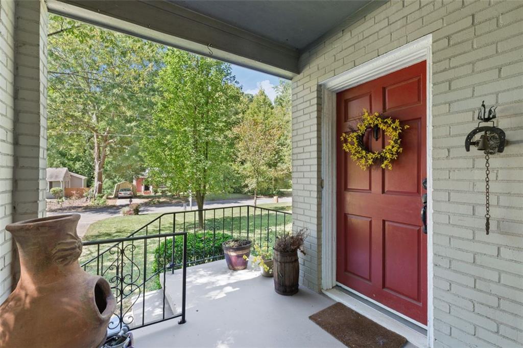 663 Sunstede Drive