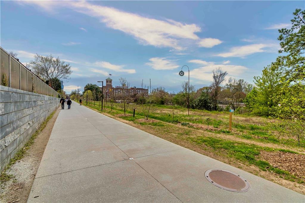 675 Greenwood Avenue NE Unit: 108