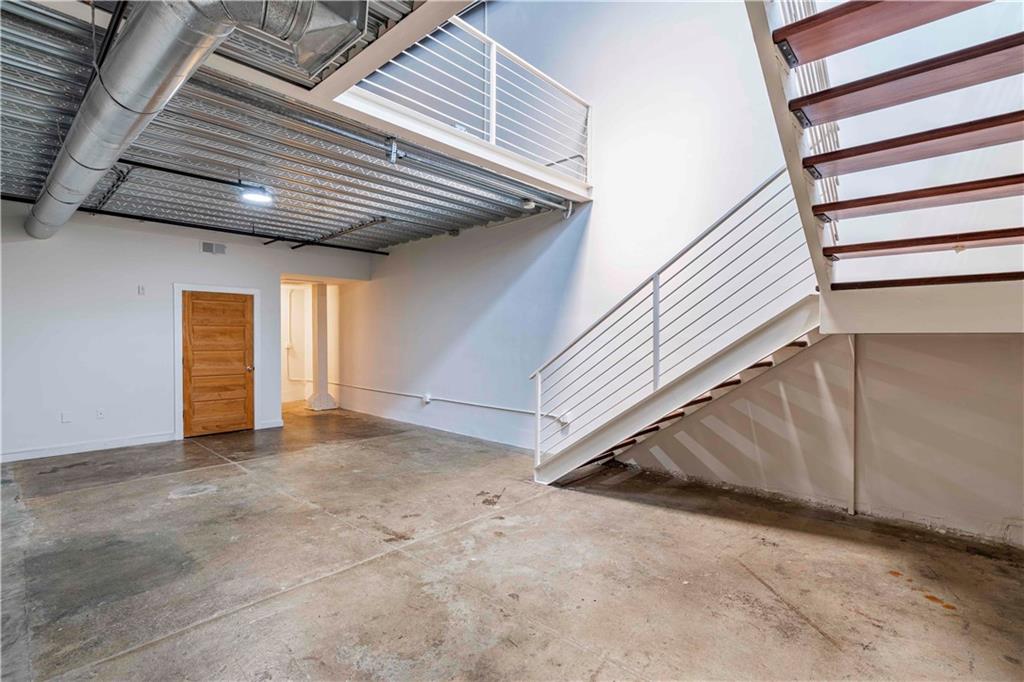 675 Greenwood Avenue NE Unit: 108