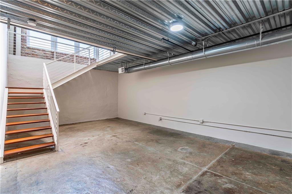675 Greenwood Avenue NE Unit: 108