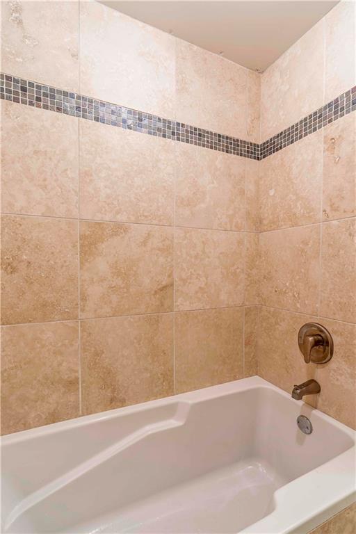 675 Greenwood Avenue NE Unit: 108