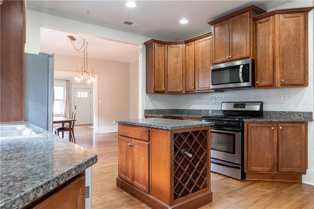 23 Kirkwood Road NE