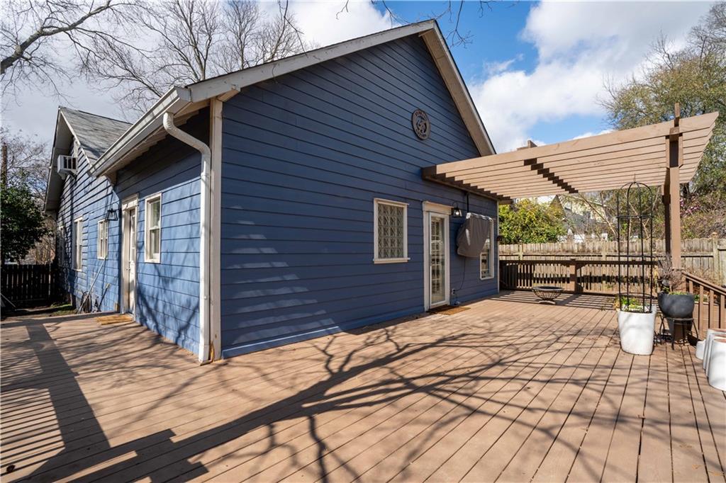 23 Kirkwood Road NE
