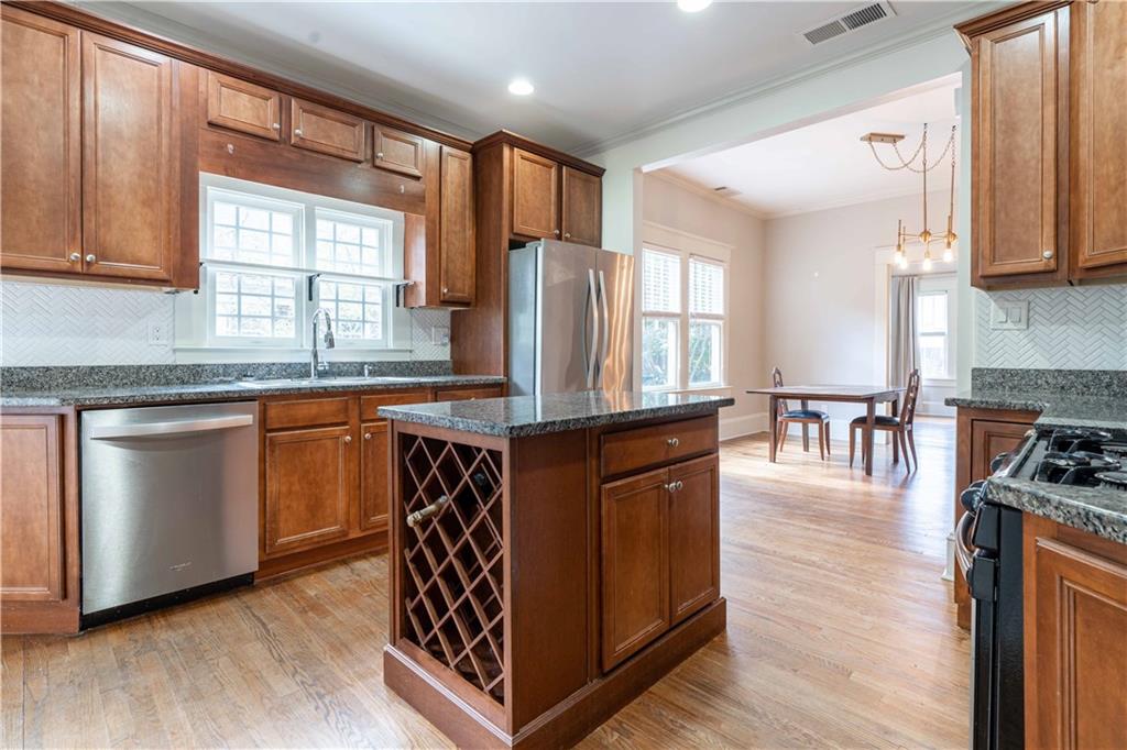 23 Kirkwood Road NE