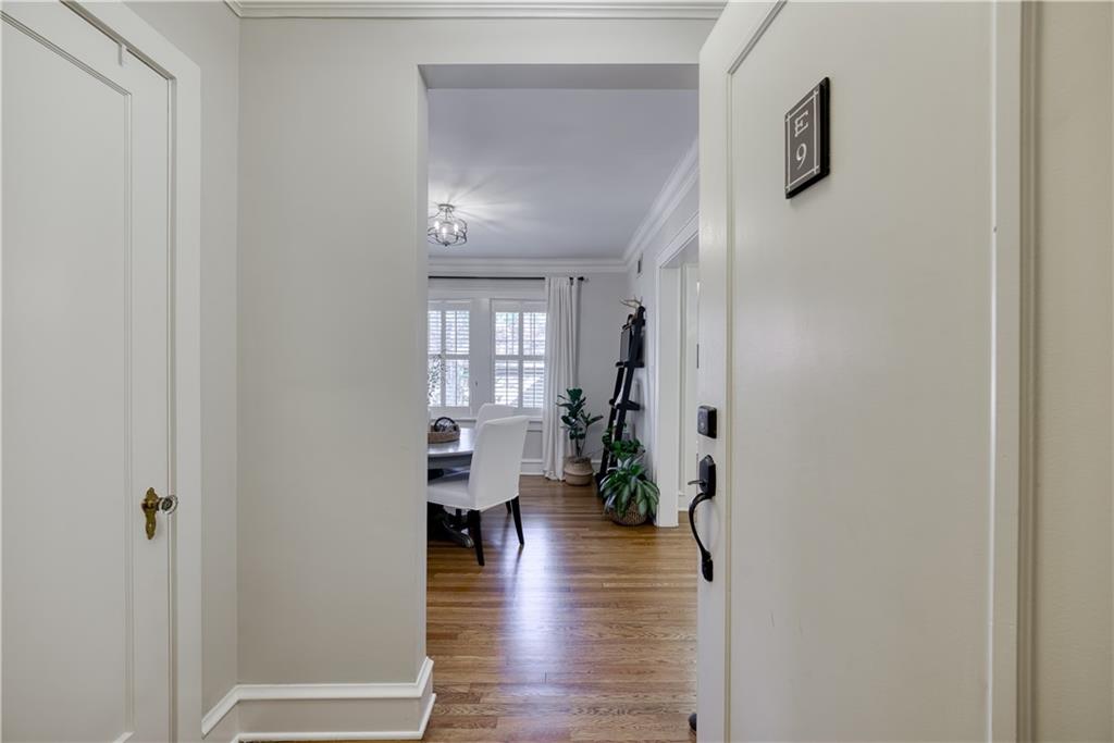 2 Collier Road NW Unit: 9
