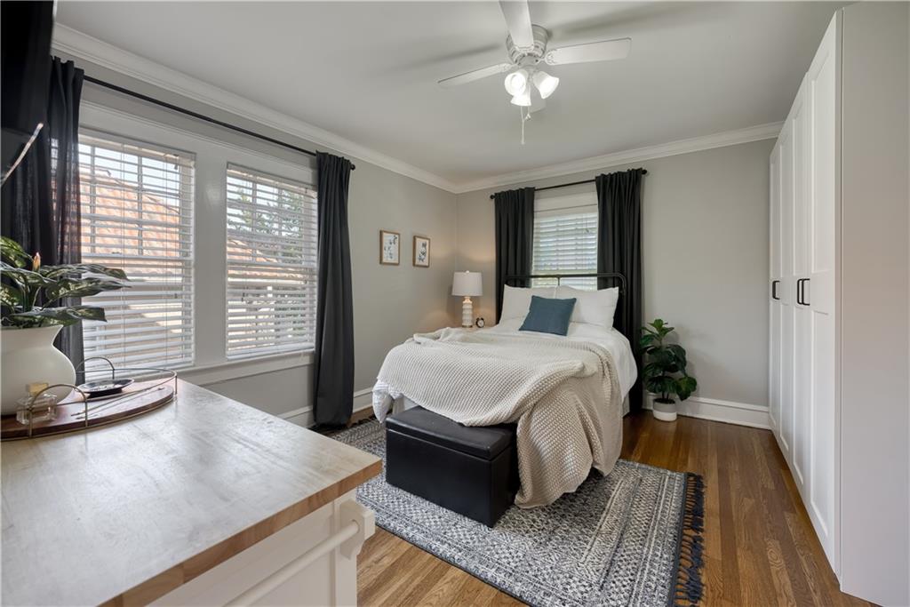 2 Collier Road NW Unit: 9