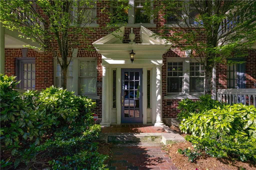 2 Collier Road NW Unit: 9