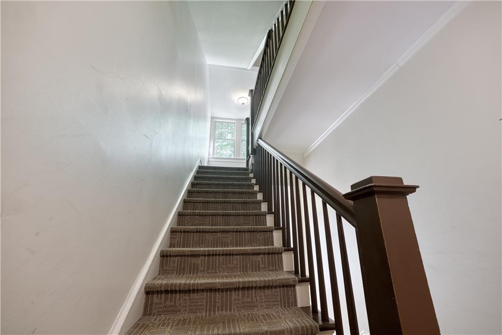 2 Collier Road NW Unit: 9