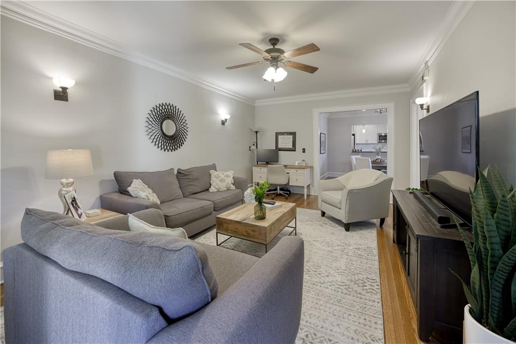 2 Collier Road NW Unit: 9