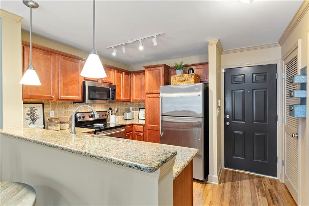 48 Peachtree Avenue NE Unit: 426
