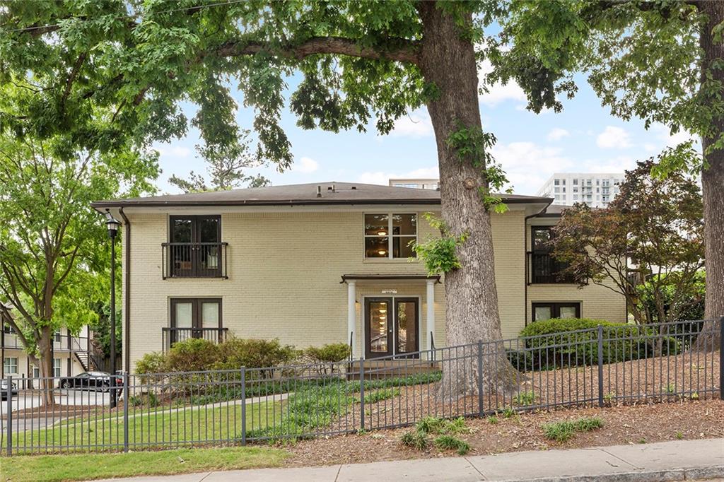 48 Peachtree Avenue NE Unit: 426