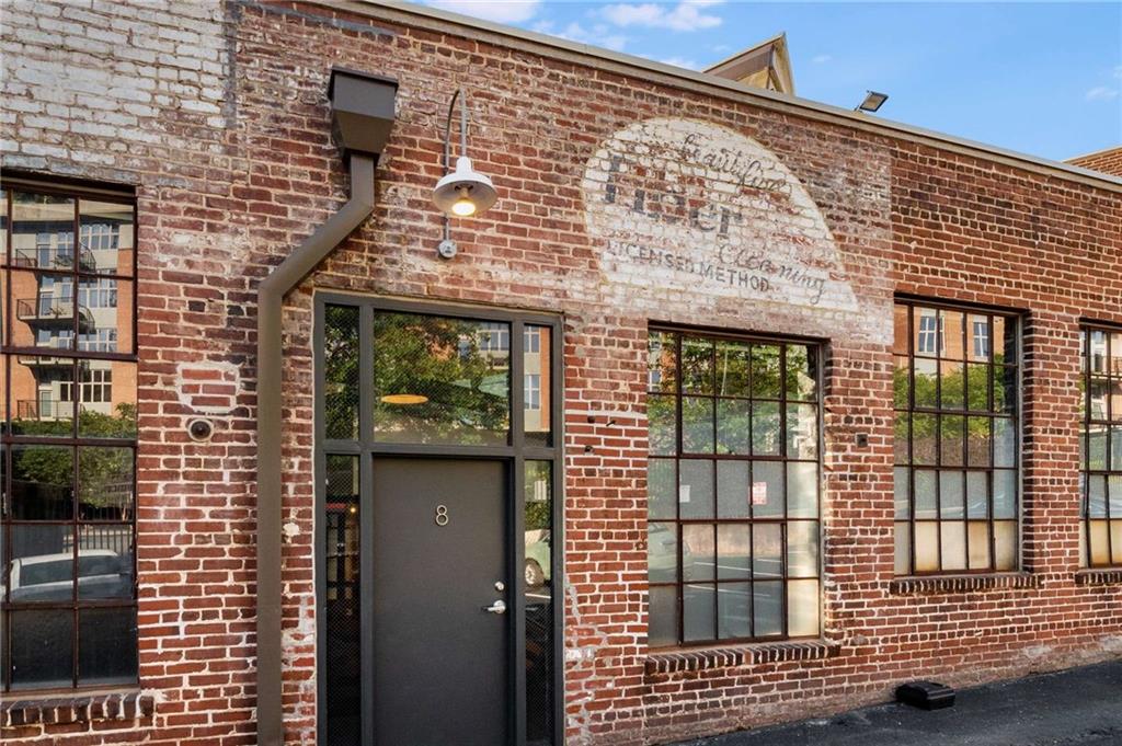 650 Glen Iris Drive NE Unit: 8
