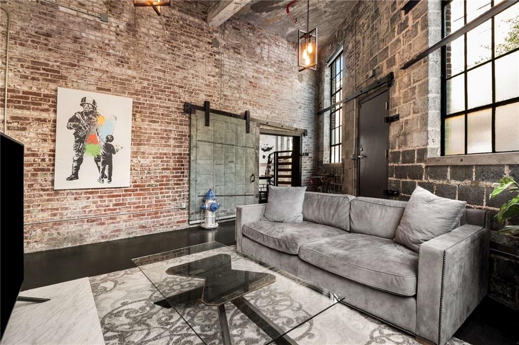 650 Glen Iris Drive NE Unit: 8