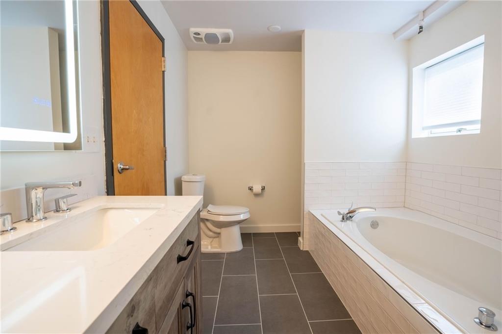 400 Village Parkway NE Unit: 126