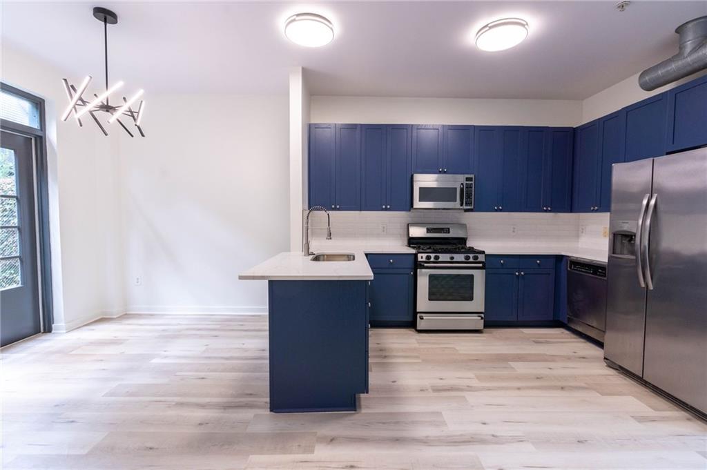 400 Village Parkway NE Unit: 126