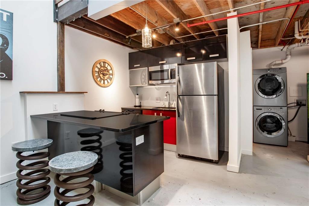 650 Glen Iris Drive NE Unit: 35