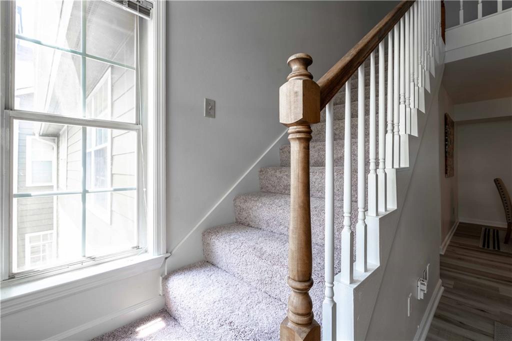 823 Mcgill Park Avenue NE Unit: 823