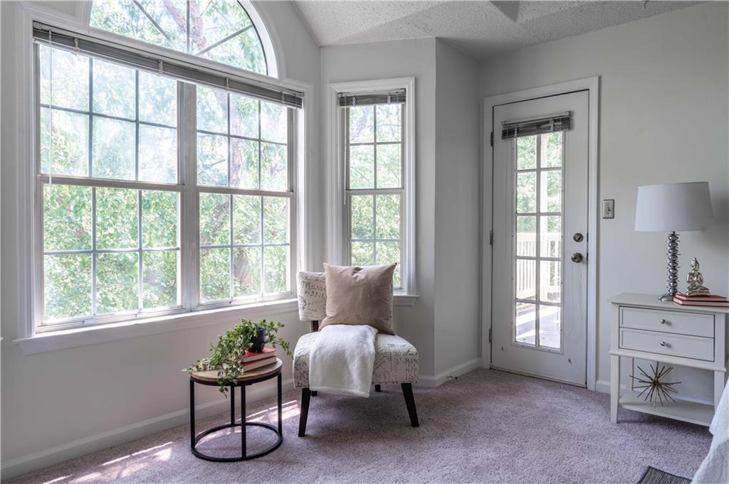 823 Mcgill Park Avenue NE Unit: 823
