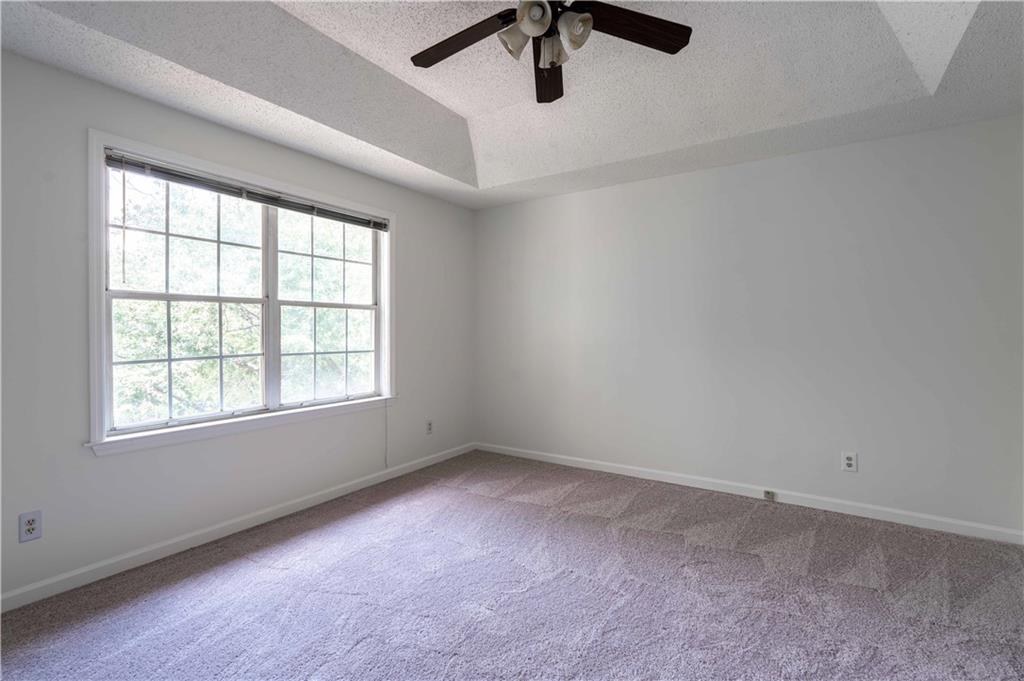 823 Mcgill Park Avenue NE Unit: 823