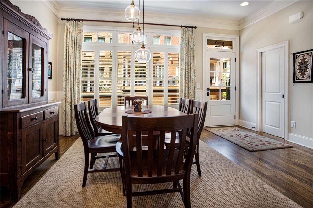 822 Virginia Park Circle NE