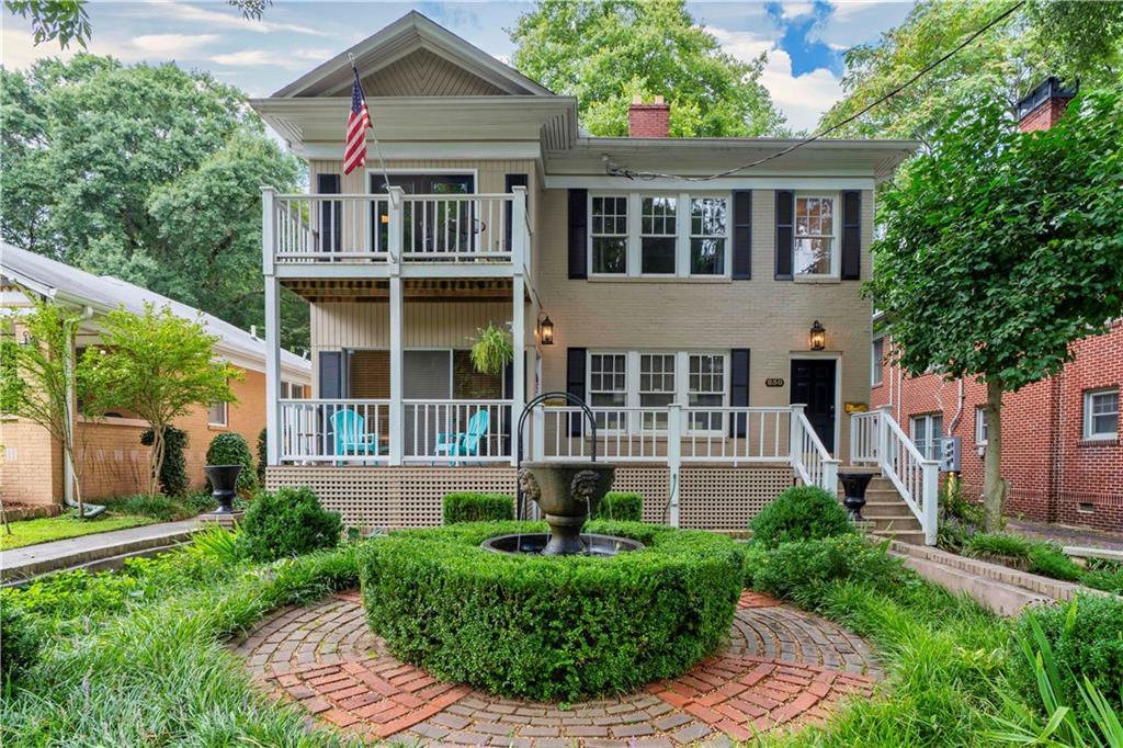 850 Charles Allen Drive NE