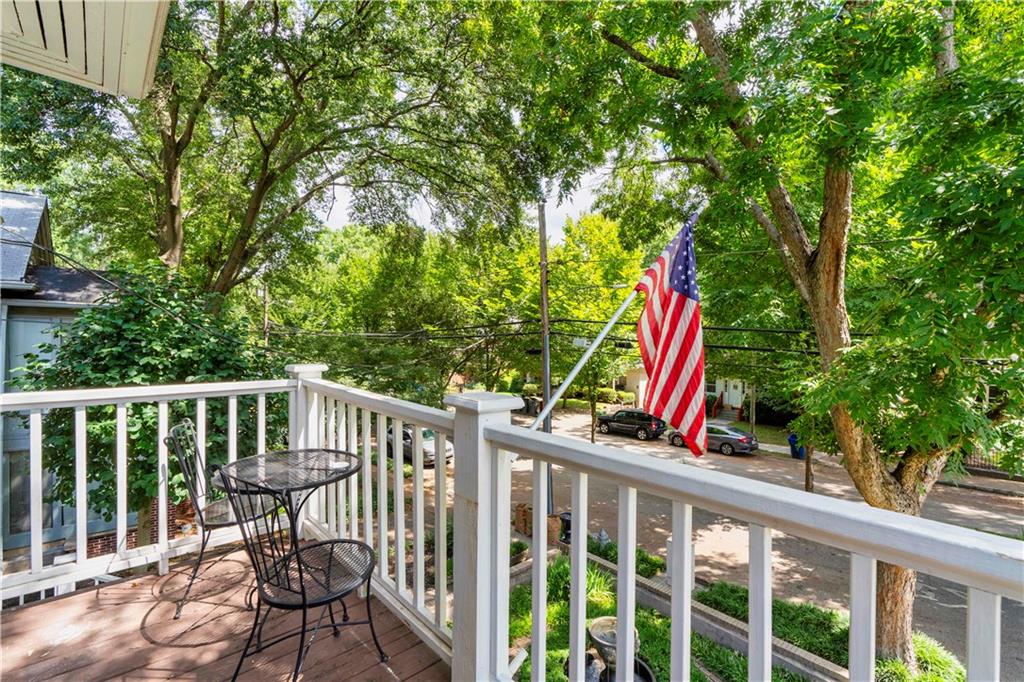 850 Charles Allen Drive NE