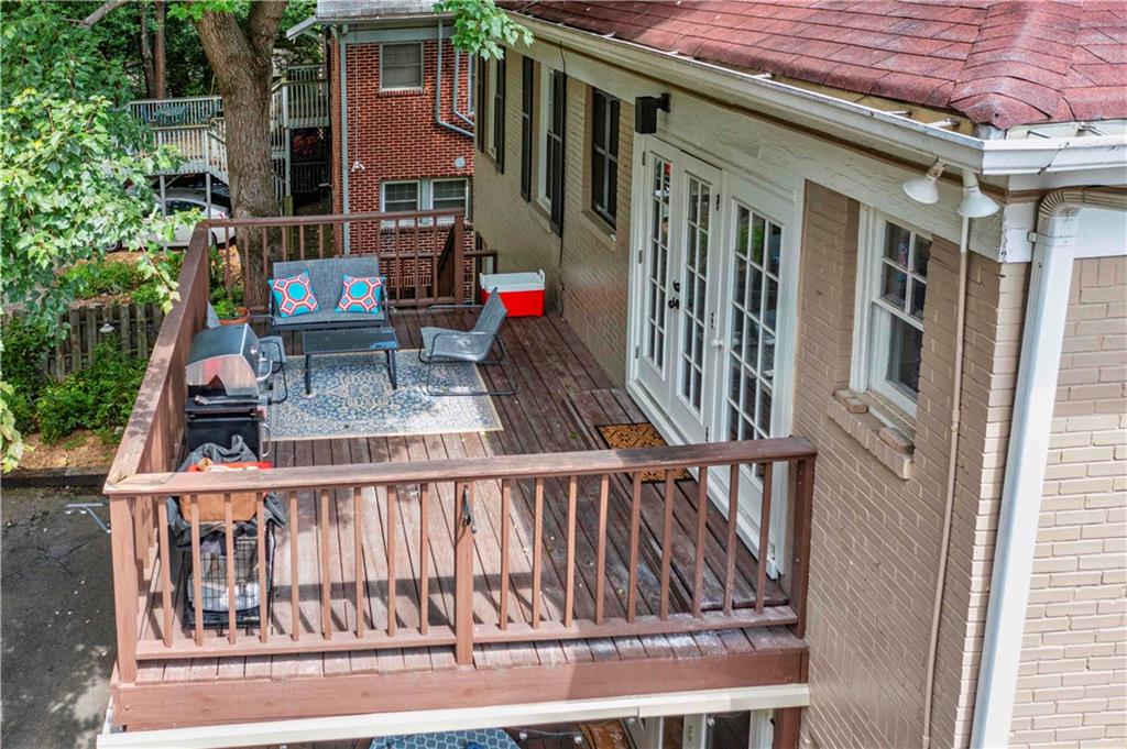 850 Charles Allen Drive NE