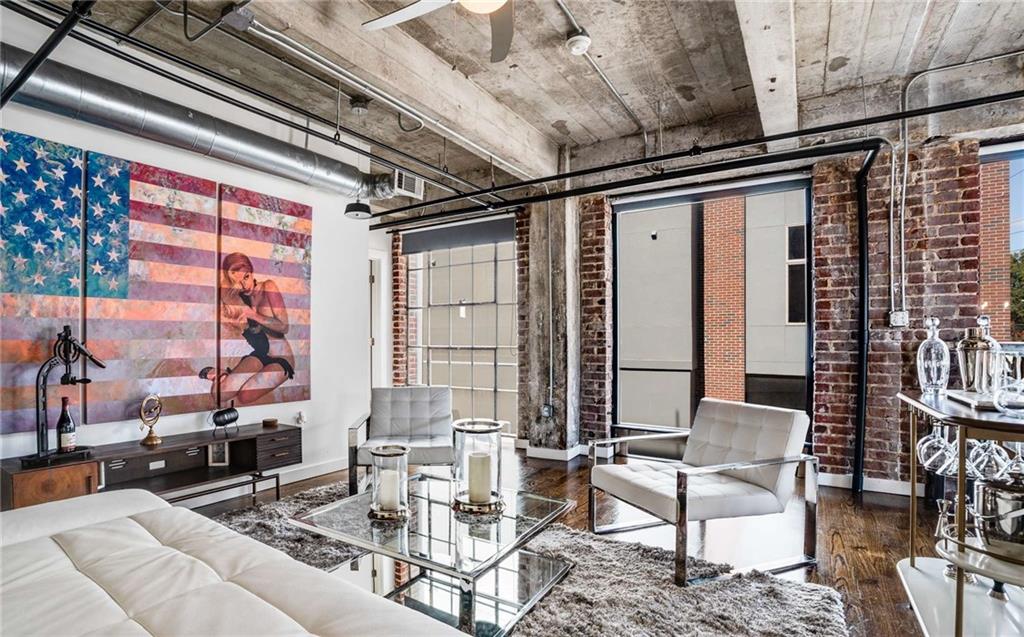 650 Glen Iris Drive NE Unit: 10
