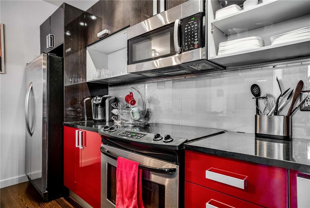 650 Glen Iris Drive NE Unit: 10